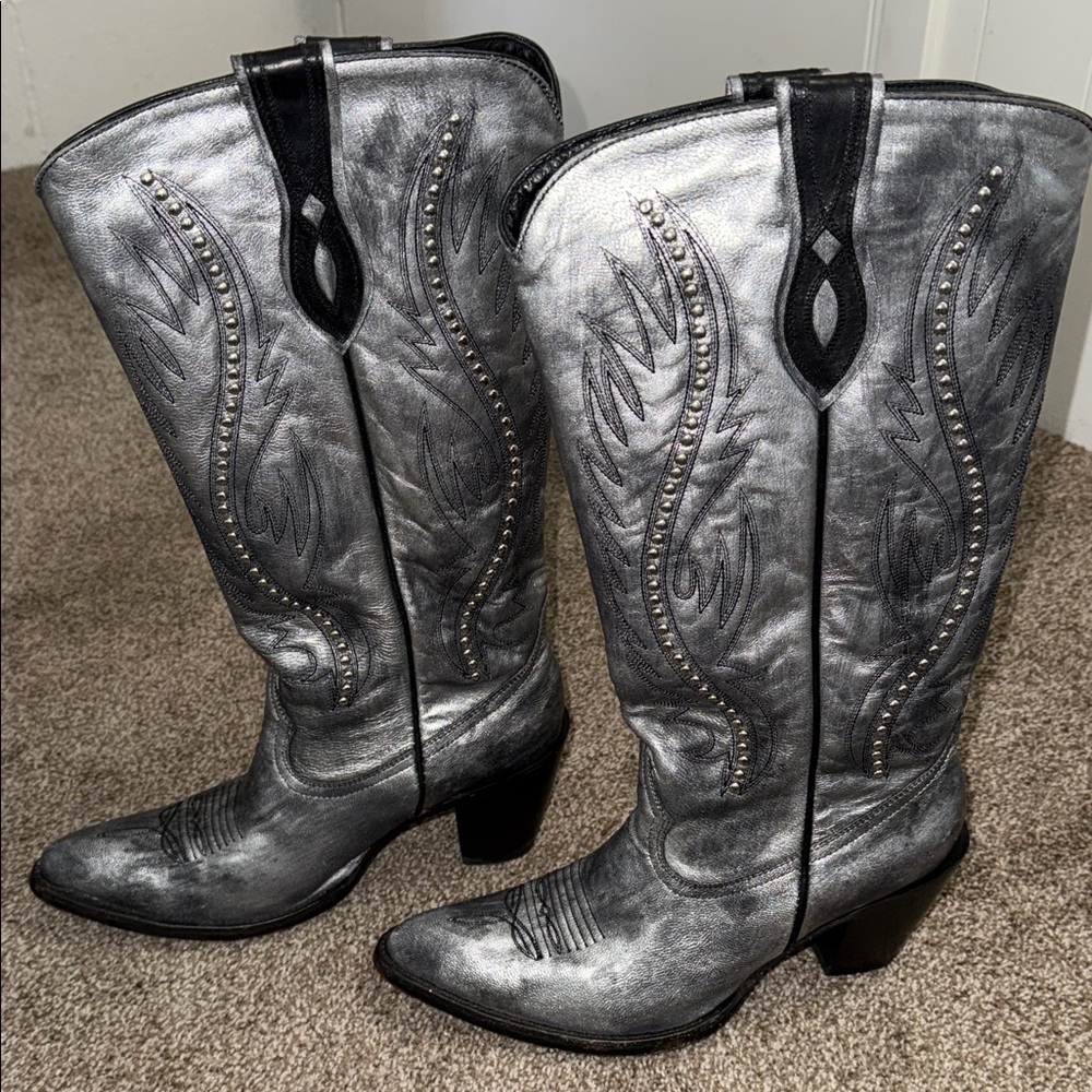 Idyllwind by Miranda lambert cowgirl boots silver with studs size 11 - Picture 2 of 9